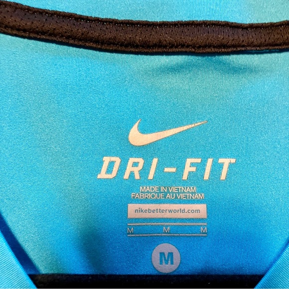 Men's Nike Dry-Fit Sky Blue sport-shirt, Medium - Picture 6 of 8